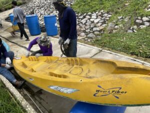 ฉีดพียูโฟมทุ่นลอยน้ำนวนคร