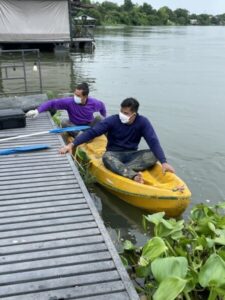 ฉีดพียูโฟมทุ่นลอยน้ำมาบตาพุด