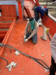 ฉีดพียูโฟมทุ่นลอยน้ำแหลมฉบัง