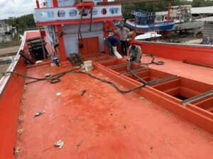 ฉีดพียูโฟมทุ่นลอยน้ำบางแสน