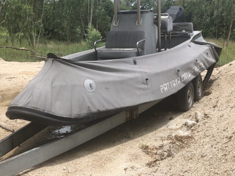 ฉีดพียูโฟมทุ่นลอยน้ำพัทยา